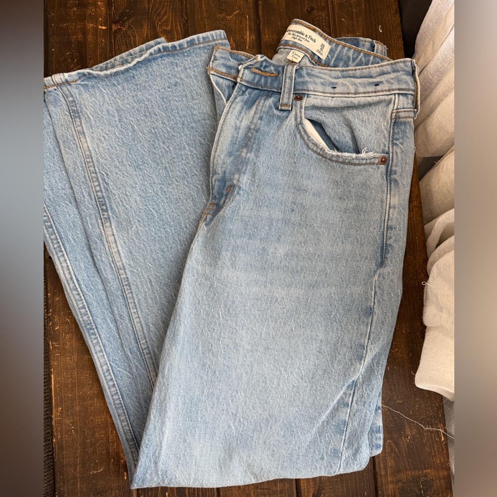 Abercrombie & Fitch Curve Love High Rise Light Blue Jeans